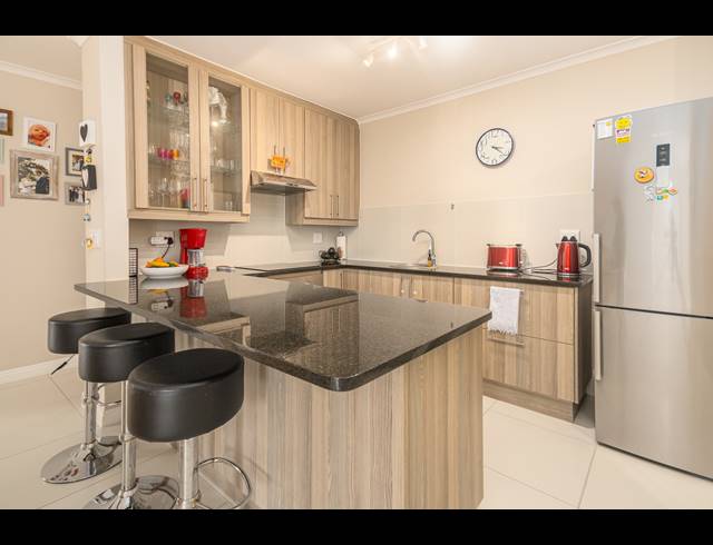 3 BEDROOM FREESTANDING SOLD IN SUNNINGDALE